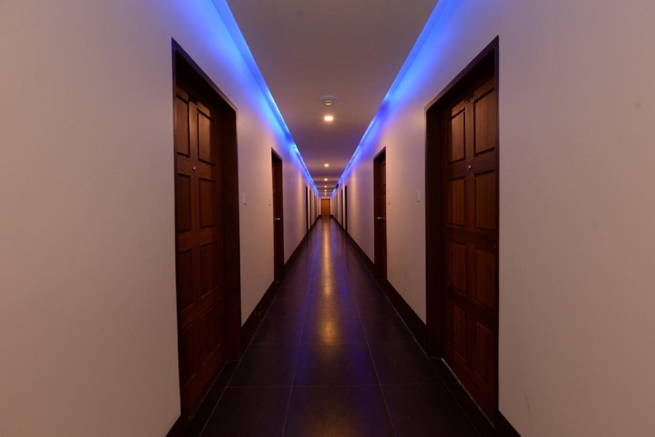 Min Nandar Garden Hotel Thanlyin Extérieur photo